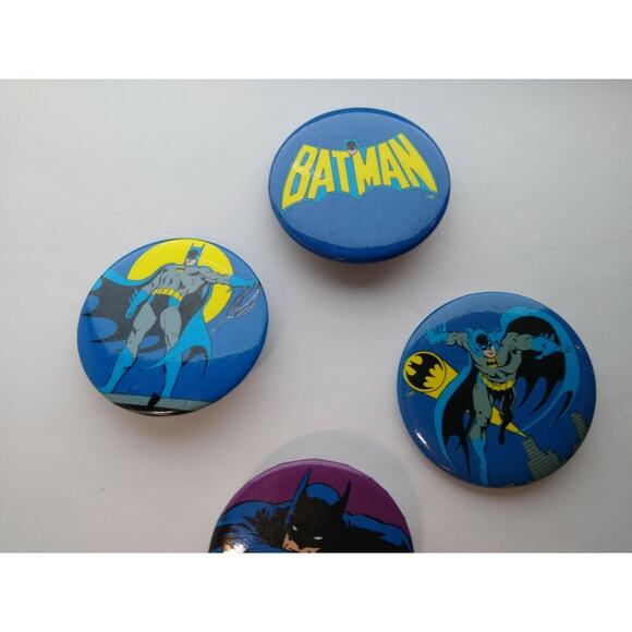 Batman Vintage Pinback Button Badges 4 Original 1980's Licensed Official Bat Man - Picture 2 of 8
